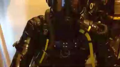 Rubber_faggot live cam on Cam4