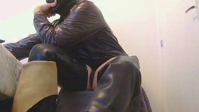 RubbersubUK live cam on Cam4