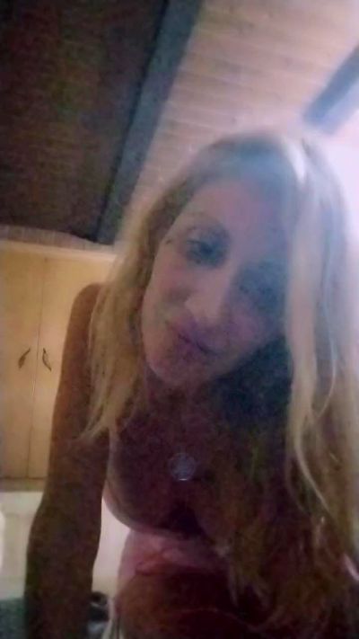 Rubiasexy85 live cam on Cam4