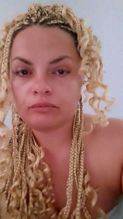 Ruby8 live cam on Cam4