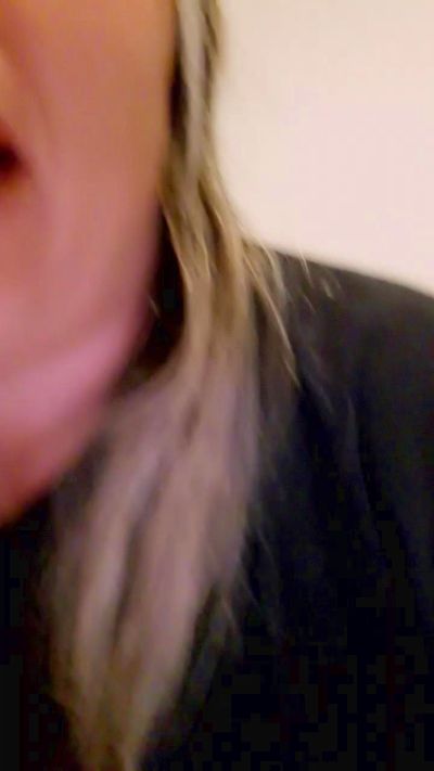 Ruby8 live cam on Cam4