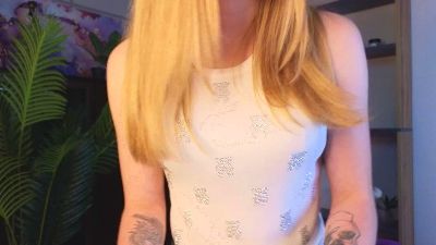 RubyRingwald live cam on Cam4