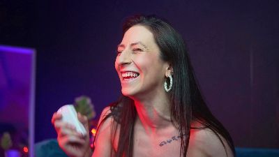 RubyRosa live cam on Cam4