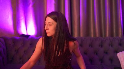 RubyRosa live cam on Cam4