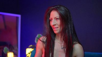 RubyRosa live cam on Cam4
