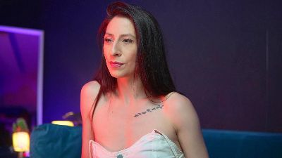 RubyRosa live cam on Cam4