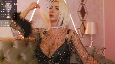 RubyXDivine live cam on Cam4