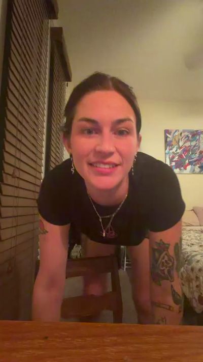 Rubycola live cam on Cam4