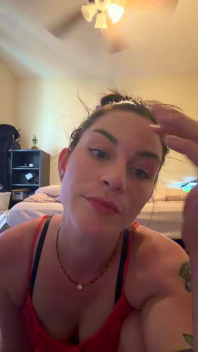 Rubycola live cam on Cam4