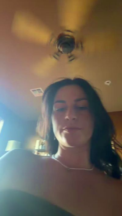 Rubycola live cam on Cam4