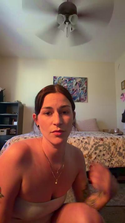 Rubycola live cam on Cam4