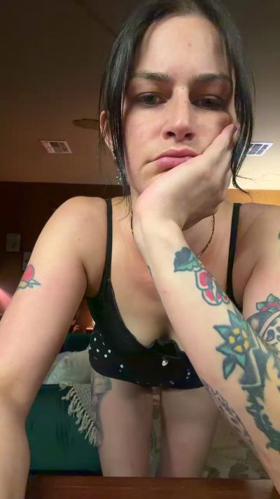 Rubycola live cam on Cam4