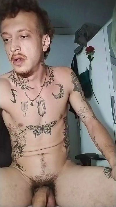 RuivoDotado24cm live cam on Cam4