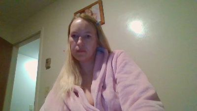 Russia_9 live cam on Cam4