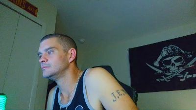 Rustynuts23 live cam on Cam4