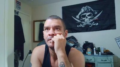 Rustynuts23 live cam on Cam4
