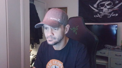 Rustynuts23 live cam on Cam4