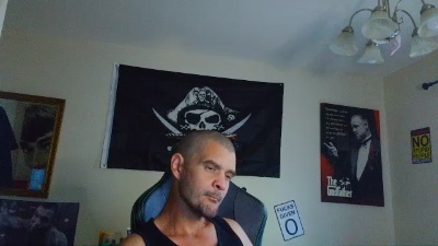 Rustynuts23 live cam on Cam4