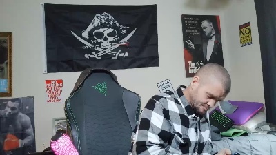 Rustynuts23 live cam on Cam4