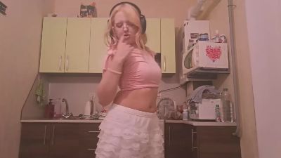RuthieAparicio live cam on Cam4