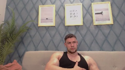 RyanWest live cam on Cam4