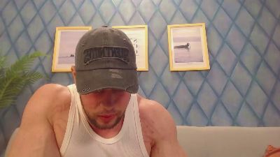 RyanWest live cam on Cam4