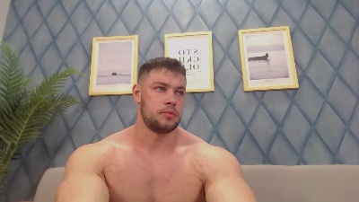 RyanWest live cam on Cam4
