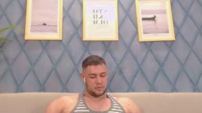 RyanWest live cam on Cam4