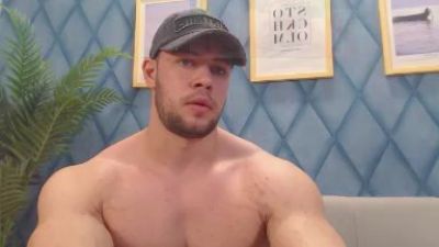 RyanWest live cam on Cam4