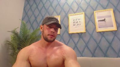 RyanWest live cam on Cam4