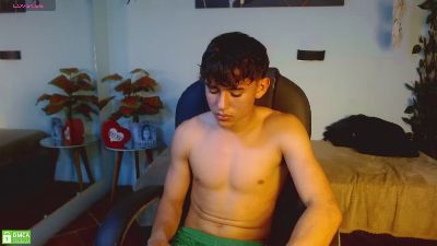 Ryan_grayx live cam on Cam4