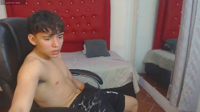 Ryan_grayx live cam on Cam4