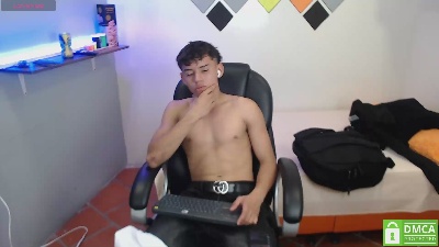 Ryan_grayx live cam on Cam4