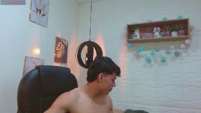 Ryan_grayx live cam on Cam4