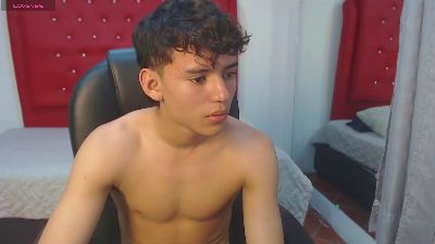 Ryan_grayx live cam on Cam4