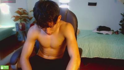 Ryan_grayx live cam on Cam4