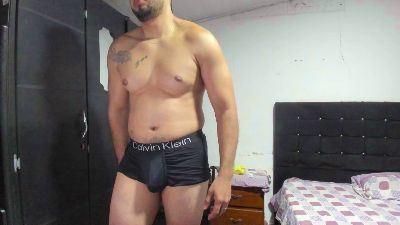 Ryan_xc live cam on Cam4