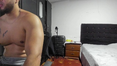Ryan_xc live cam on Cam4