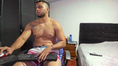 Ryan_xc live cam on Cam4