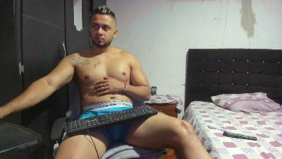 Ryan_xc live cam on Cam4