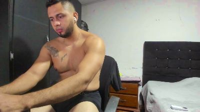 Ryan_xc live cam on Cam4