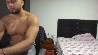 Ryan_xc live cam on Cam4