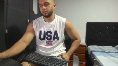 Ryan_xc live cam on Cam4