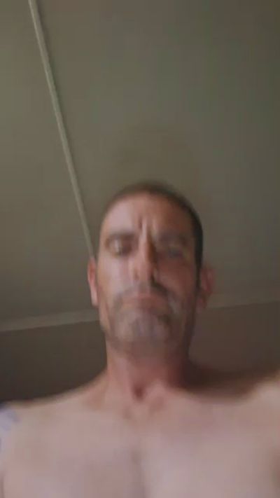Ryanlittledick live cam on Cam4