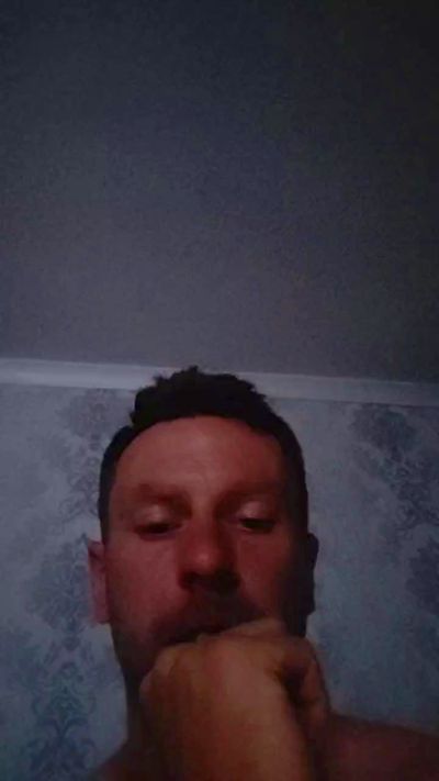 Rysissyboi live cam on Cam4