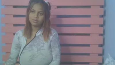 Rywanna live cam on Cam4