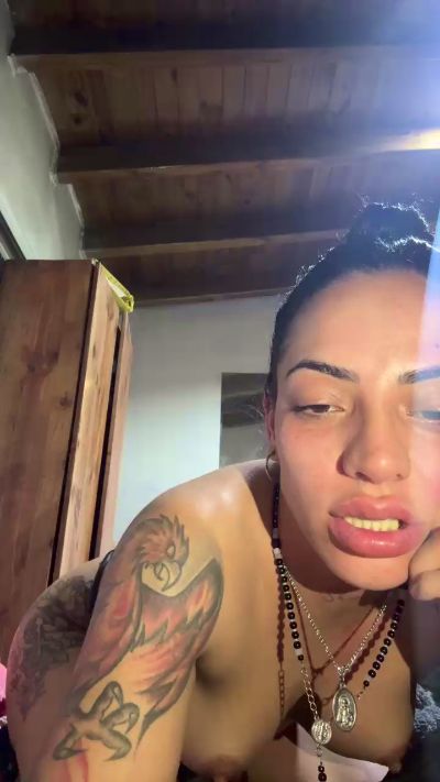 SABRINIIXC live cam on Cam4
