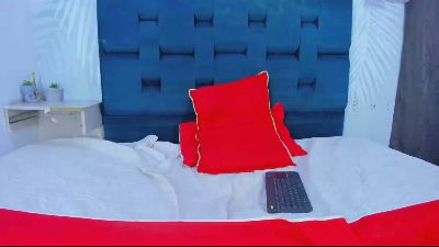 SAMMYHOT_19 live cam on Cam4