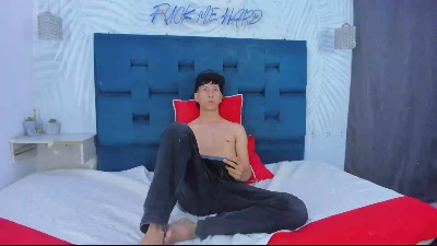 SAMMYHOT_19 live cam on Cam4
