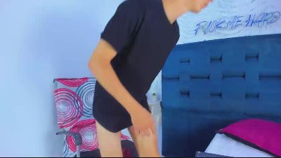 SAMMYHOT_19 live cam on Cam4